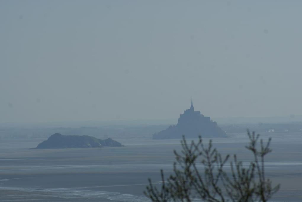 Maison Vue Sur Le Mont Saint Michel Et Sa Baie Champeaux