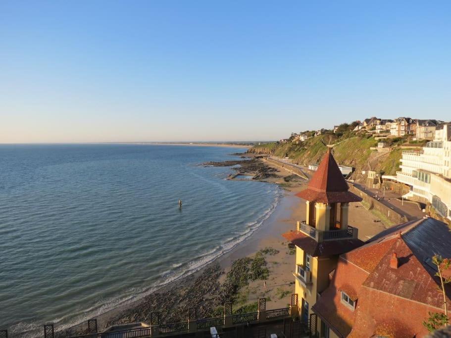 Maison Vue Sur Le Mont Saint Michel Et Sa Baie Holiday home Champeaux